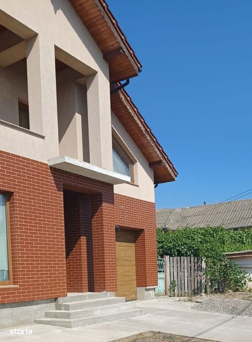 Casa Noua Cu Mansarda