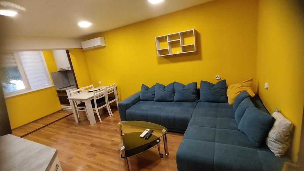 Дава се под наем Двустаен апартамент в Димитровград - 45 кв.м за 255 € - Снимка #1