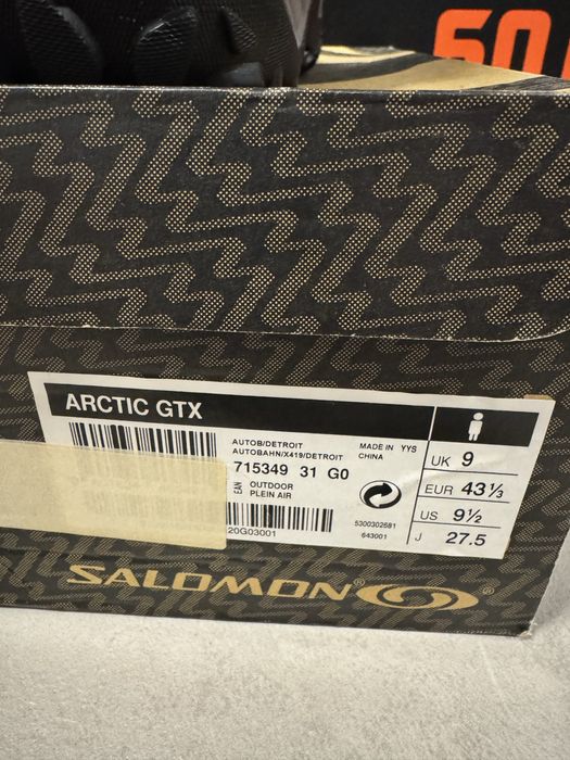 Ghete Salomon cu Gore-Tex imblanite