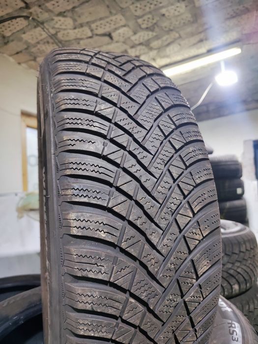 4 бр зимни 195/60/16 Hankook