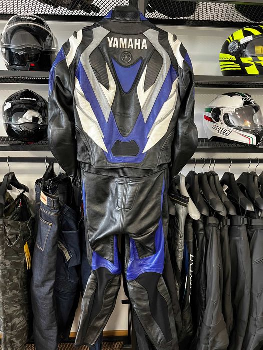 Kожен мото екип  BUSE YAMAHA ,2 части ,размер 52 M/L, твърди протектори