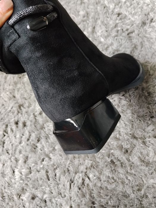 Дамски боти от естествен велур