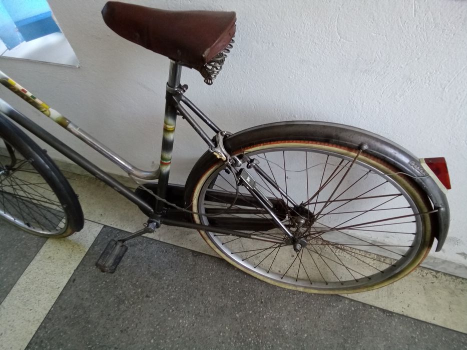 Vând bicicletă de damă Bartali vintage