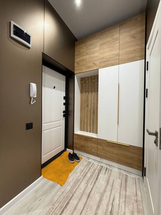 Ю 13. 2/1/8. Кирпич. Евро мебель+техника