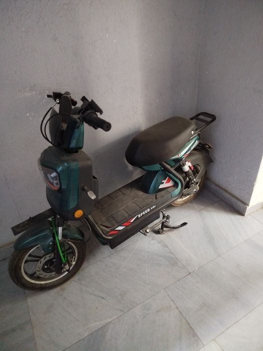 Skuter. Holati yangi