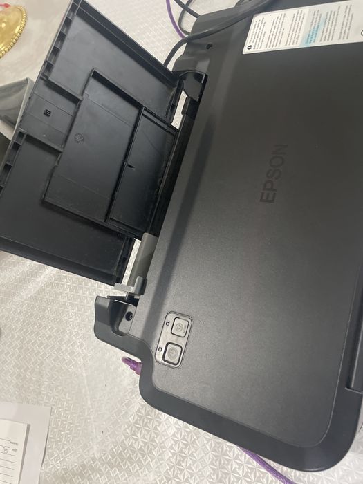 Рабочий бу цветной принтер epson l 121