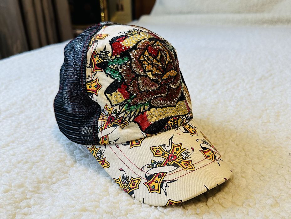 Adidas.Hugo.Nike,Ed Hardy-Ferrari-Puma-Kangol.Colmar,Carhartt