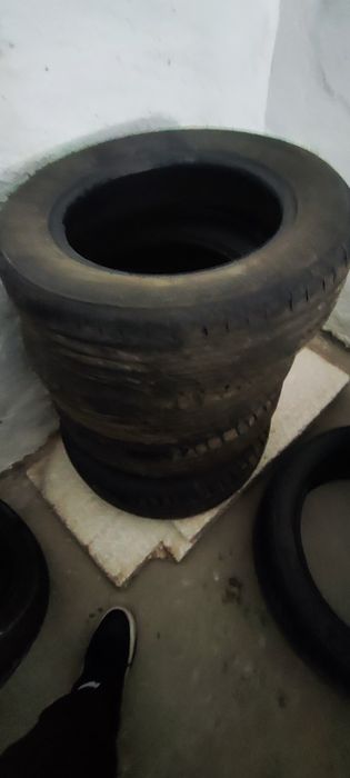 Продам летнюю резину б/у