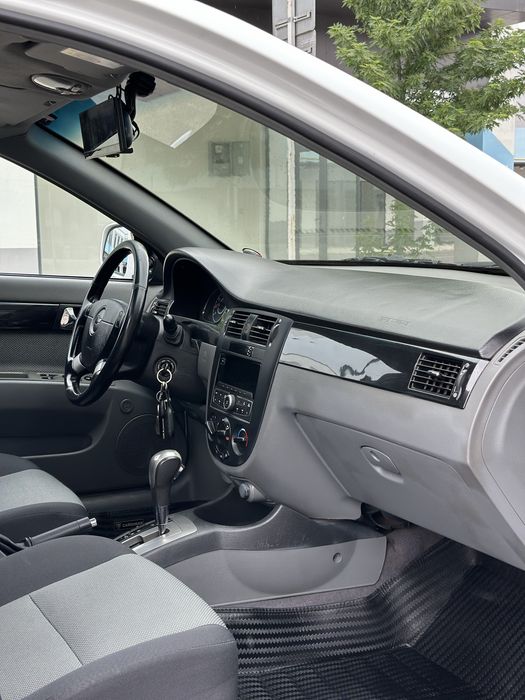 Gentra 2022Yil Avtomat Elegant Plus Full Avto kredit 100$ Bilan