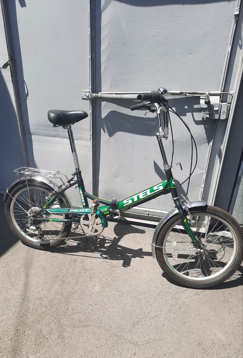 Продам велосипед колеса на 20