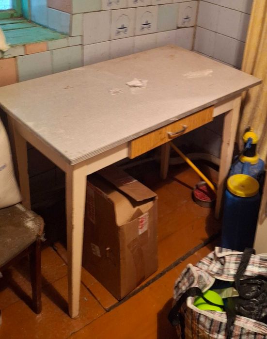 Продается кухонный гарнитур советский