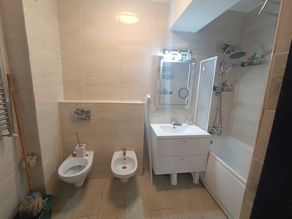 Apartament cu loc de parcare subteran - Royal Town Copou