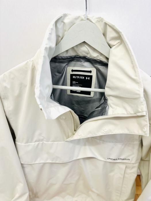 Vând hanorac damă Under Armour Cloudstrike XS