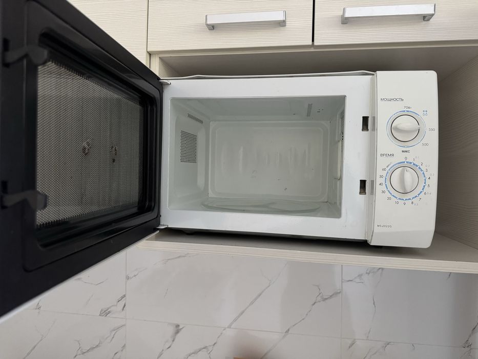 продается Микроволновая печь