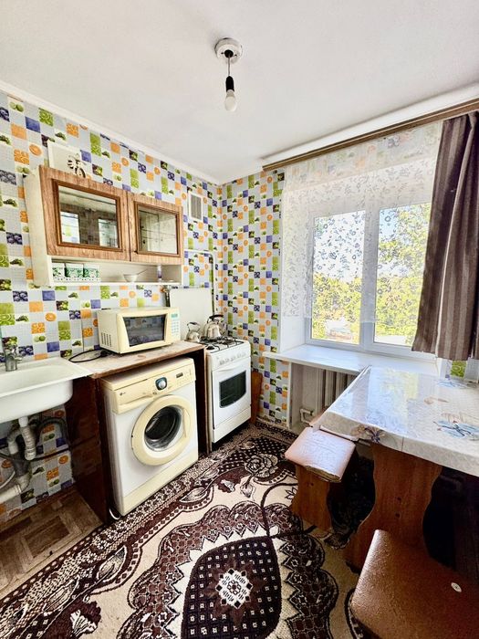 Продам 1 ком квартиру на Школьнике