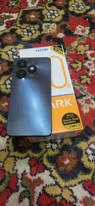 Tecno spark 20 c