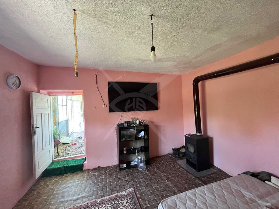 Продава се Къща в с. Българска поляна, Област Хасково - 287 кв.м за 28 €/кв.м - Снимка #4