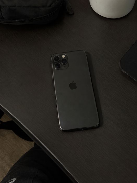 продам iphone 11 pro 256 gb
