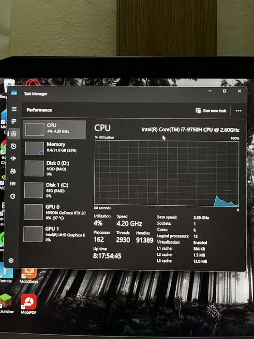 Vand laptop de gaming RTX cu periferice