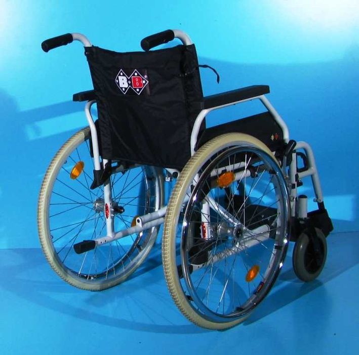 Scaun cu rotile handicap B+B - latime sezut 46 cm