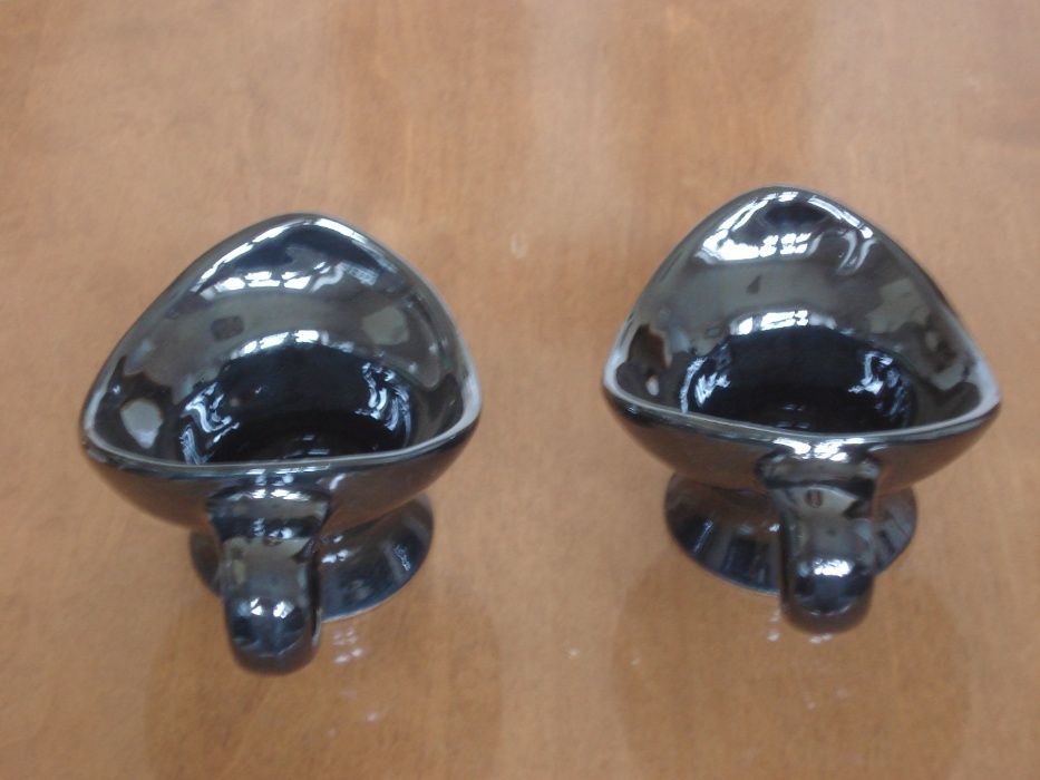 Продам красивый керамический подсвечник (пара)