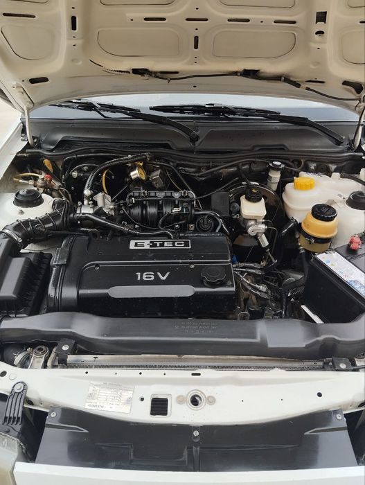 Nexia 2 Sotiladi 1.6