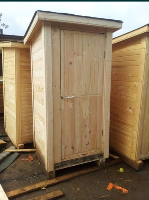 Уличный туалет для дачи