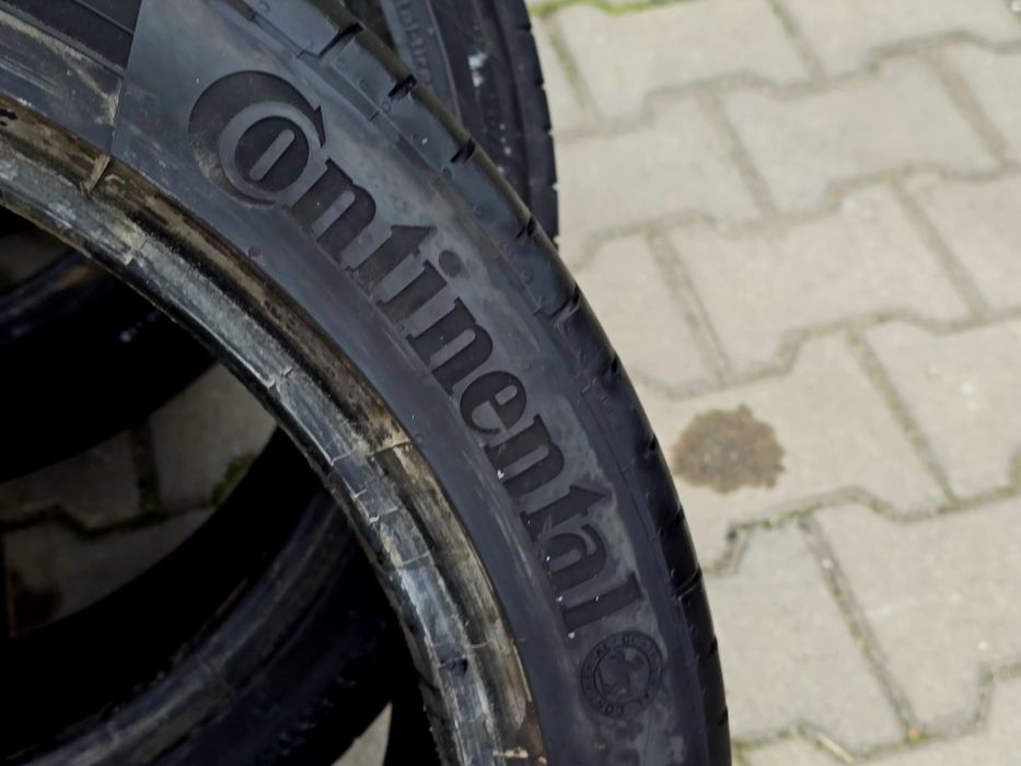 225 45 19  Continental