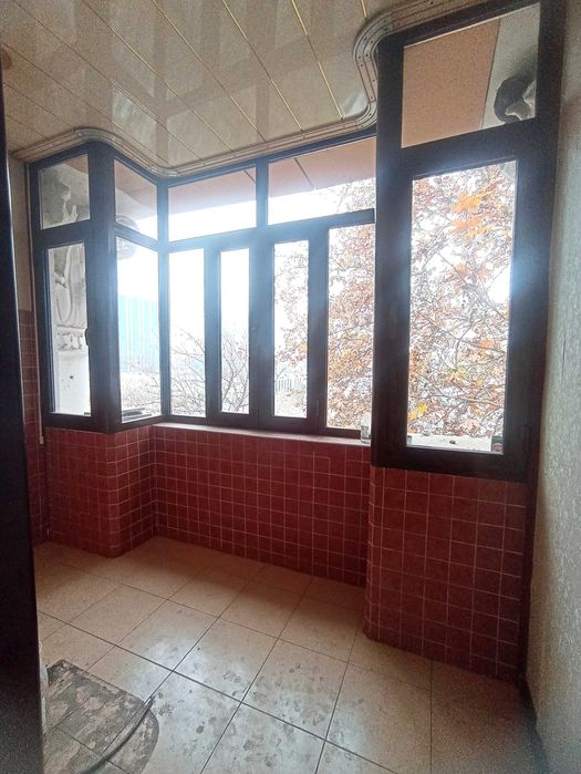 Набережная Анхора, продам квартиру, высокопотолочка, 4/4/5, 100 метров