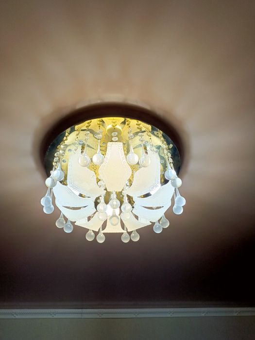 Люстра потолочная