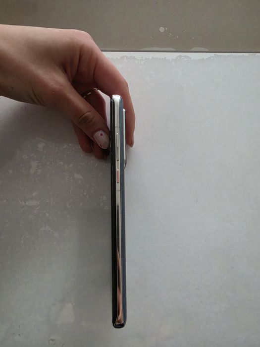 Телефон Huawei P40 Pro