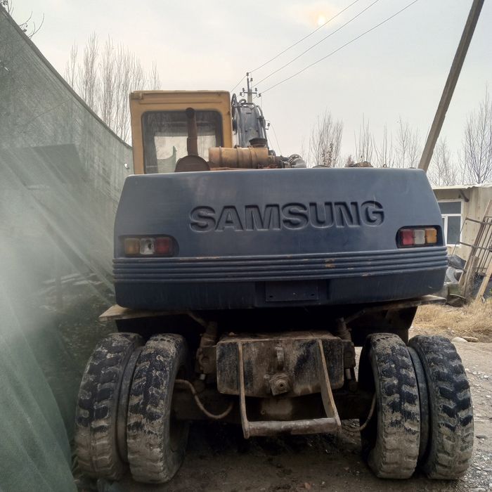 Екскаватор самсунг 132