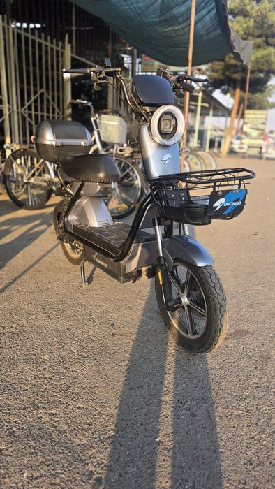 Rabochi DRONGO 16li Jk skuter