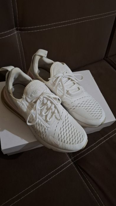 Дамски маратонки Nike