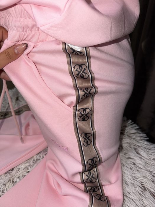 Compleu Guess roz de dama S M L XL 2XL
