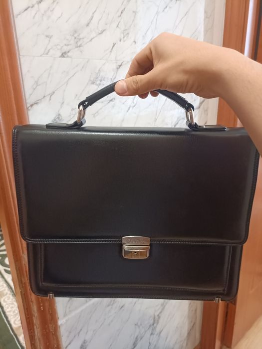 Портфель Cantlor