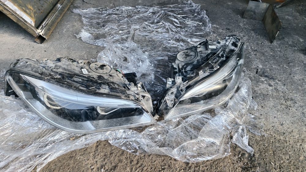 Фары Адаптив на БМВ Ф10