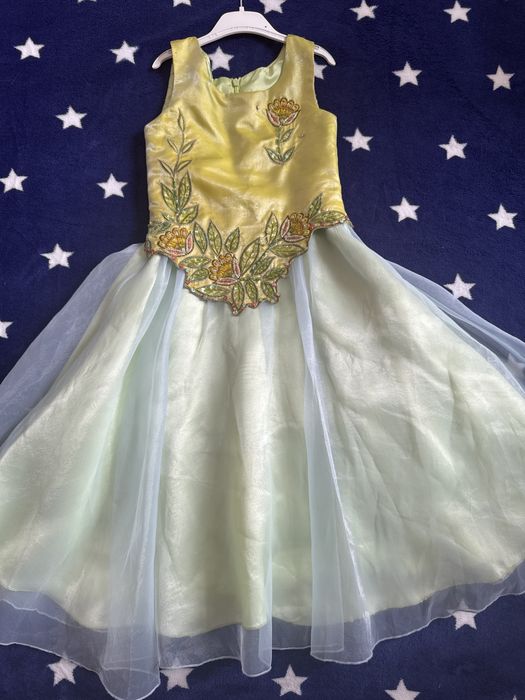 Платья для девочек