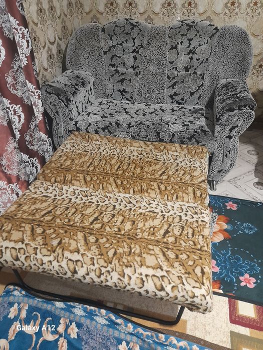 Диван тройка екеуі жазылады