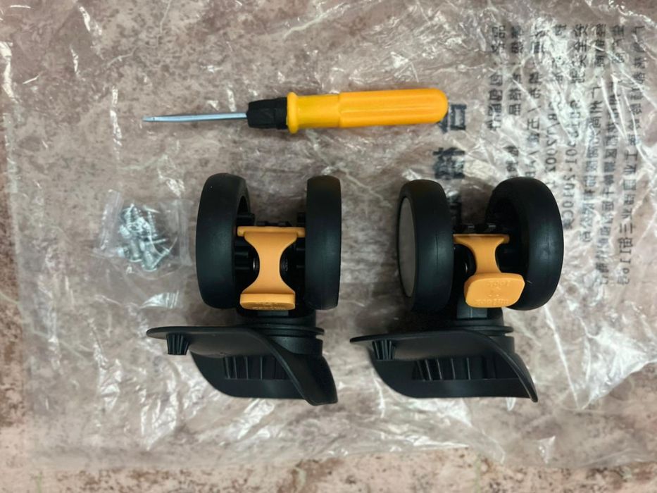 Продам колеса для чемодана