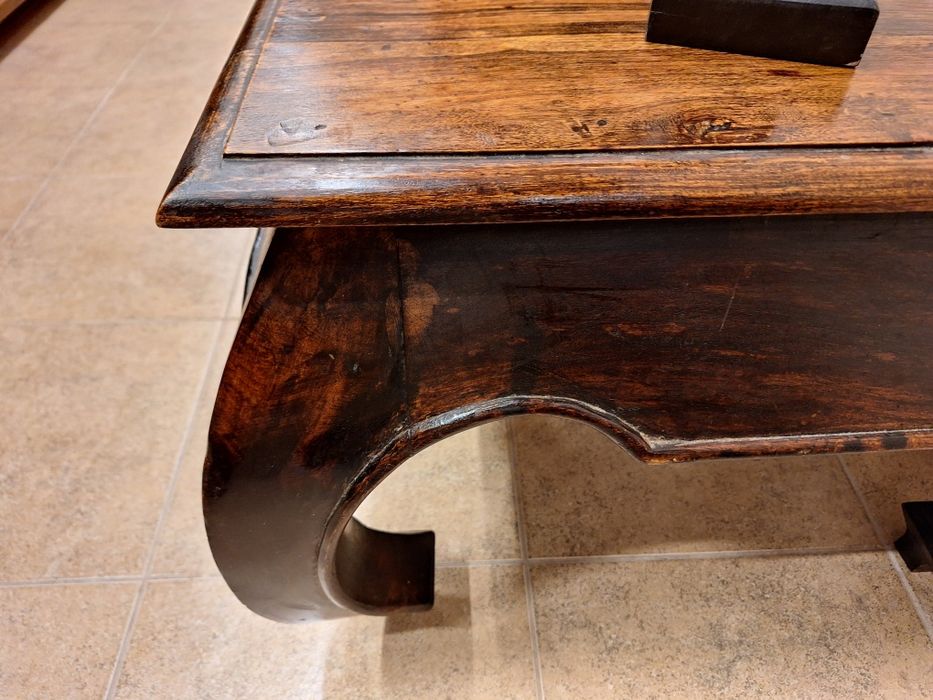 Маса за всекидневна орех