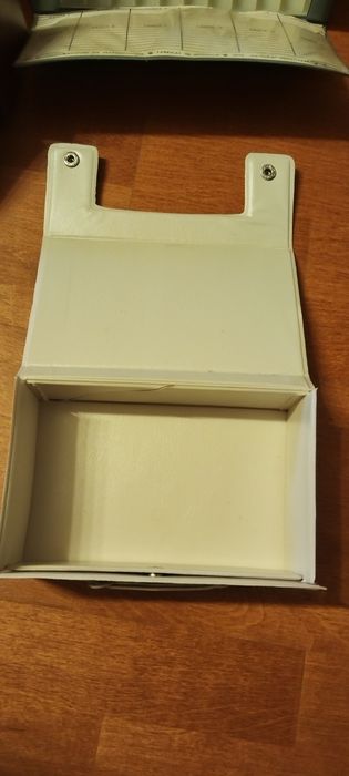 Lot 7 gentuțe pentru casete audio