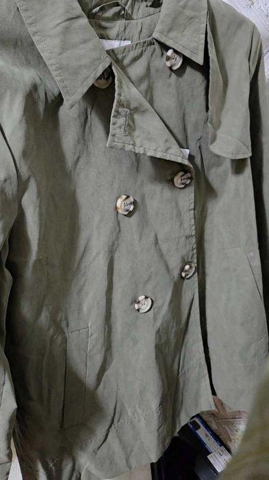 Нови аутлет дрехи на едро