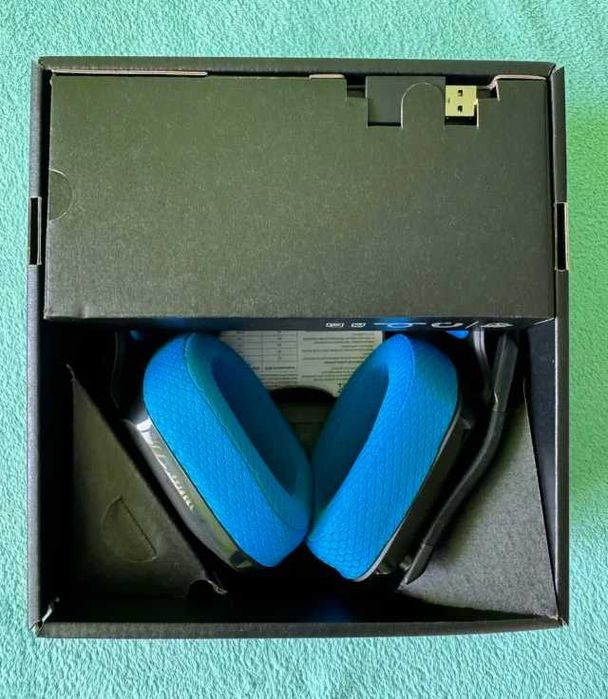 Безжични слушалки Logitech G535