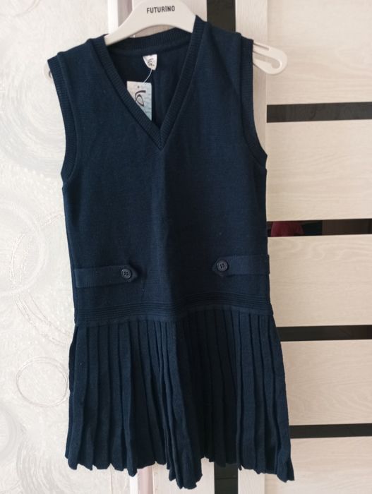 Продам сарафан школьный