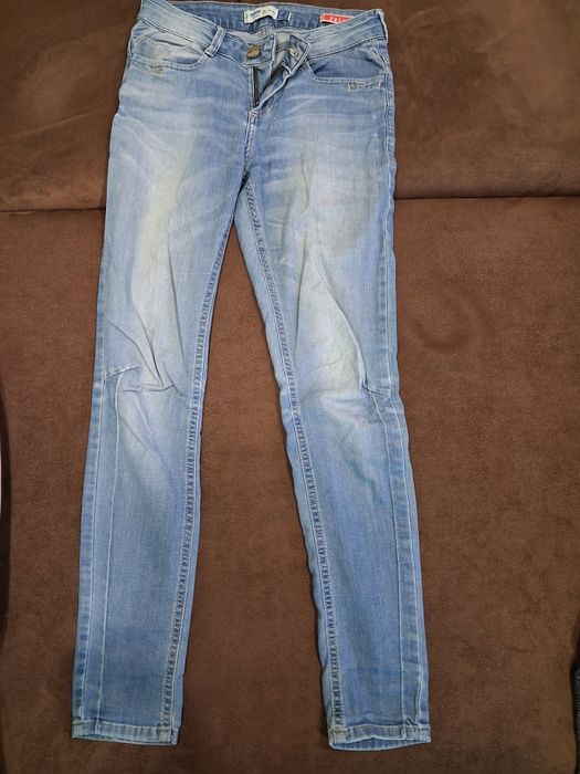 Лот дамски дънки за 10 Евро