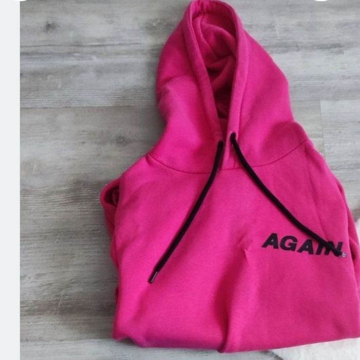 Блузки и жилетки в различни цветове