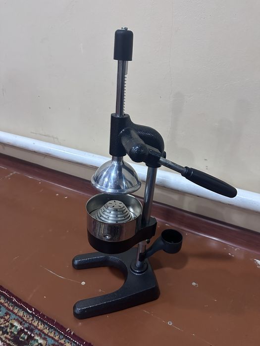 Anor aparat sotiladi