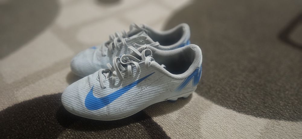 Детски бутонки nike