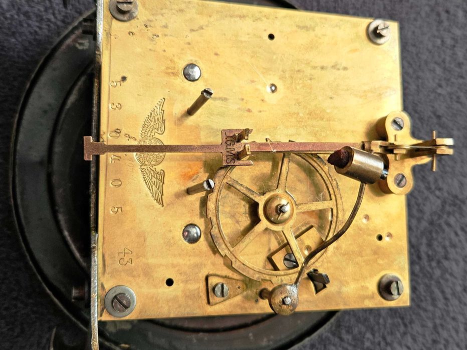 Ceas de perete cu pendul Kienzle